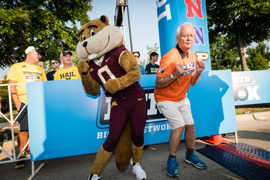 Bill Murray and Goldy get down at the BigTen 10k.