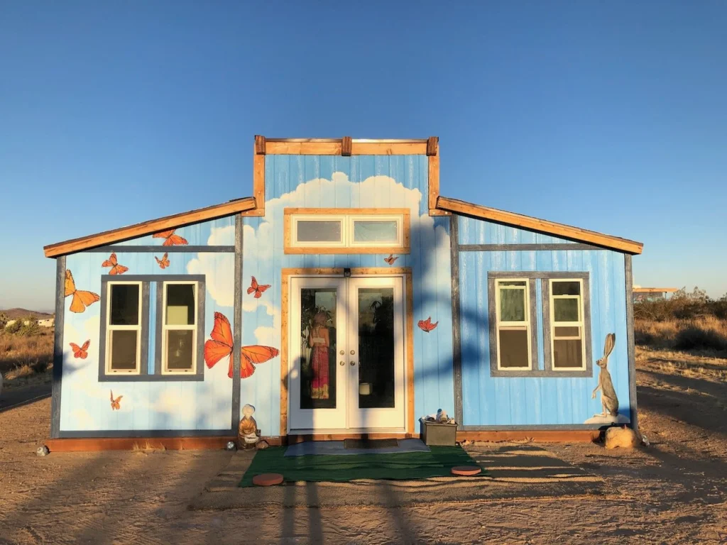 The tiny house where we did a meditation and cacao ceremony