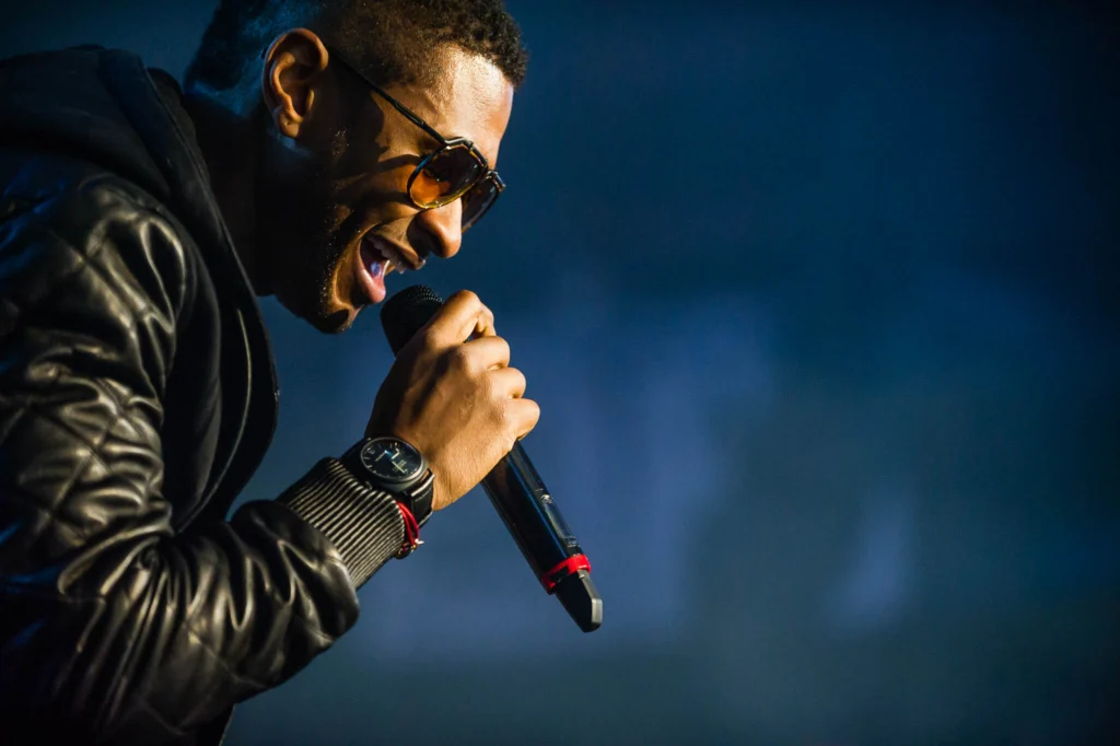 Usher performing at the 2012 WGCI BigJam at Allstate Arena in Rosemont, Illinois.
